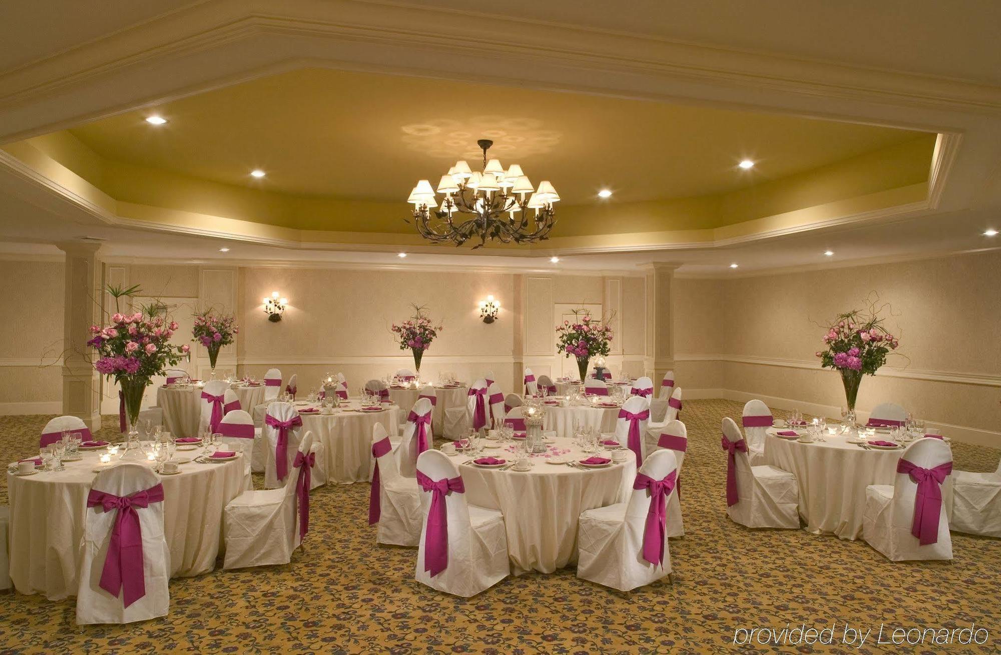 Doubletree By Hilton Raleigh Durham Airport At Research Triangle Park Ξενοδοχείο Εστιατόριο φωτογραφία